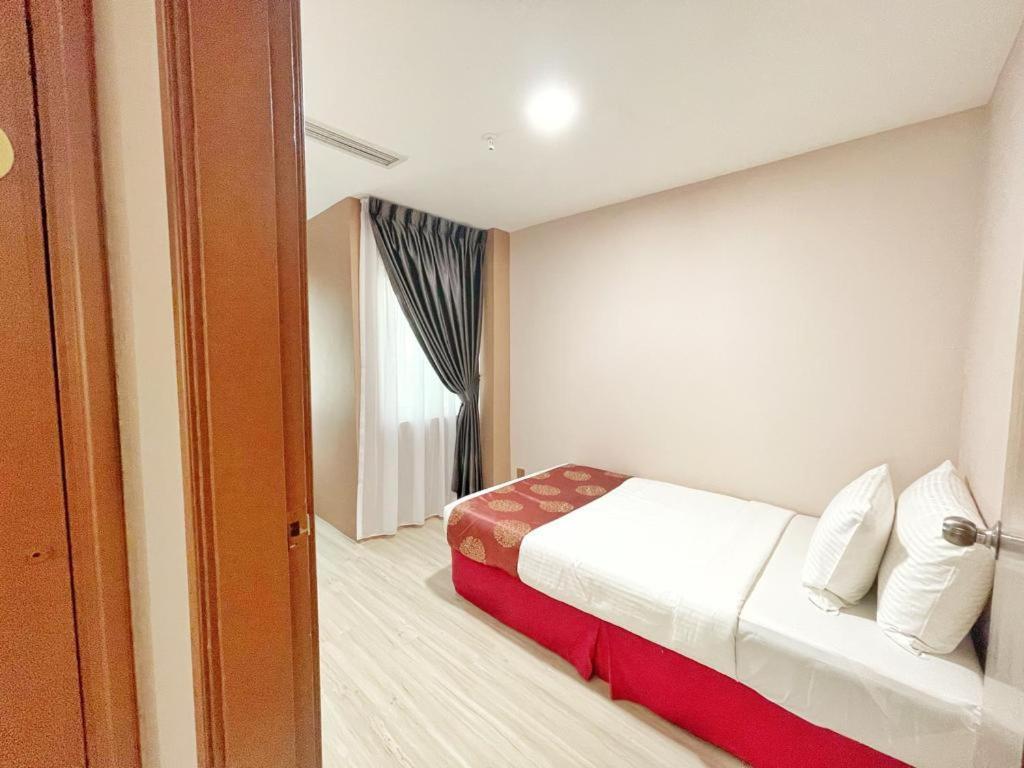 The Avenue M Hotel Johor Bahru Exterior photo